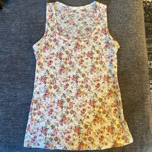 Like new forever 21 floral tank top size medium
